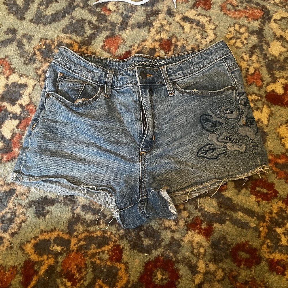 Universal Thread Jean Shorts
